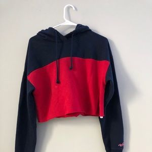 Cropped Hollister Sweatshirt